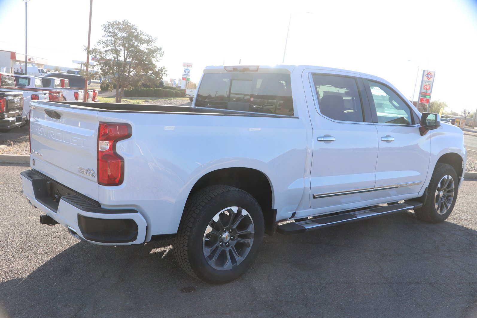 New 2026 Chevrolet Silverado 1500 High Country w/ Technology Package image 7