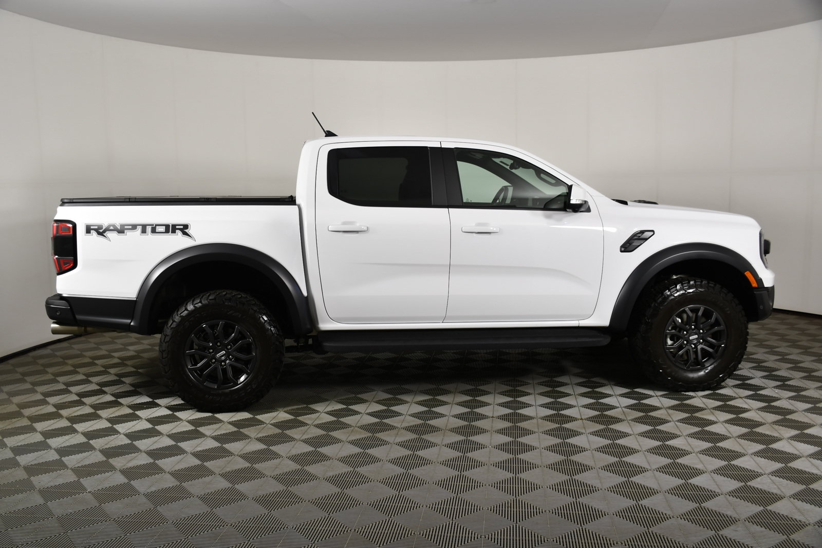 Used 2024 Ford Ranger Raptor AWD/4WD image 5