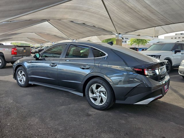 Used 2026 Hyundai Sonata SE FWD image 8