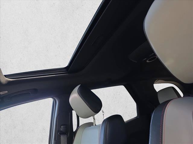 Used 2023 Dodge Durango GT AWD/4WD image 30