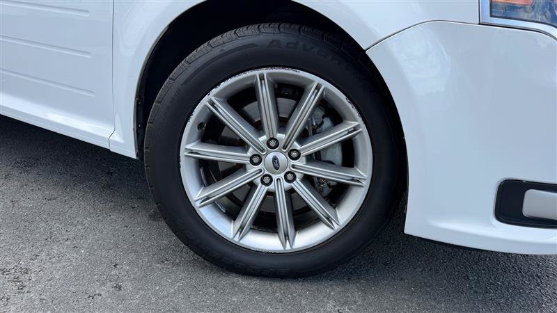 Used 2019 Ford Flex Limited AWD/4WD image 16
