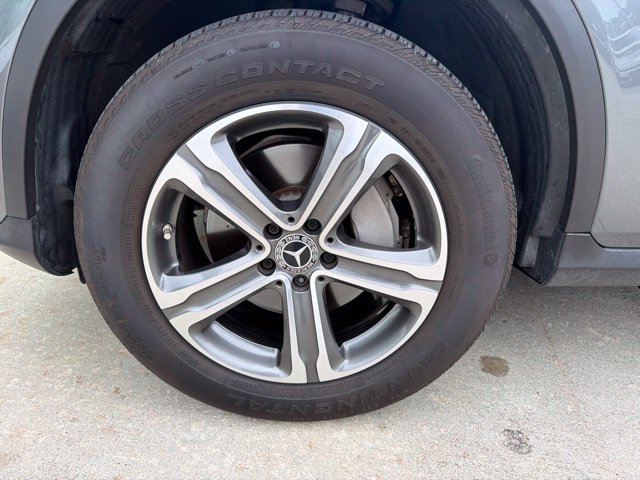 Used 2019 Mercedes-Benz GLC 300 4MATIC image 8