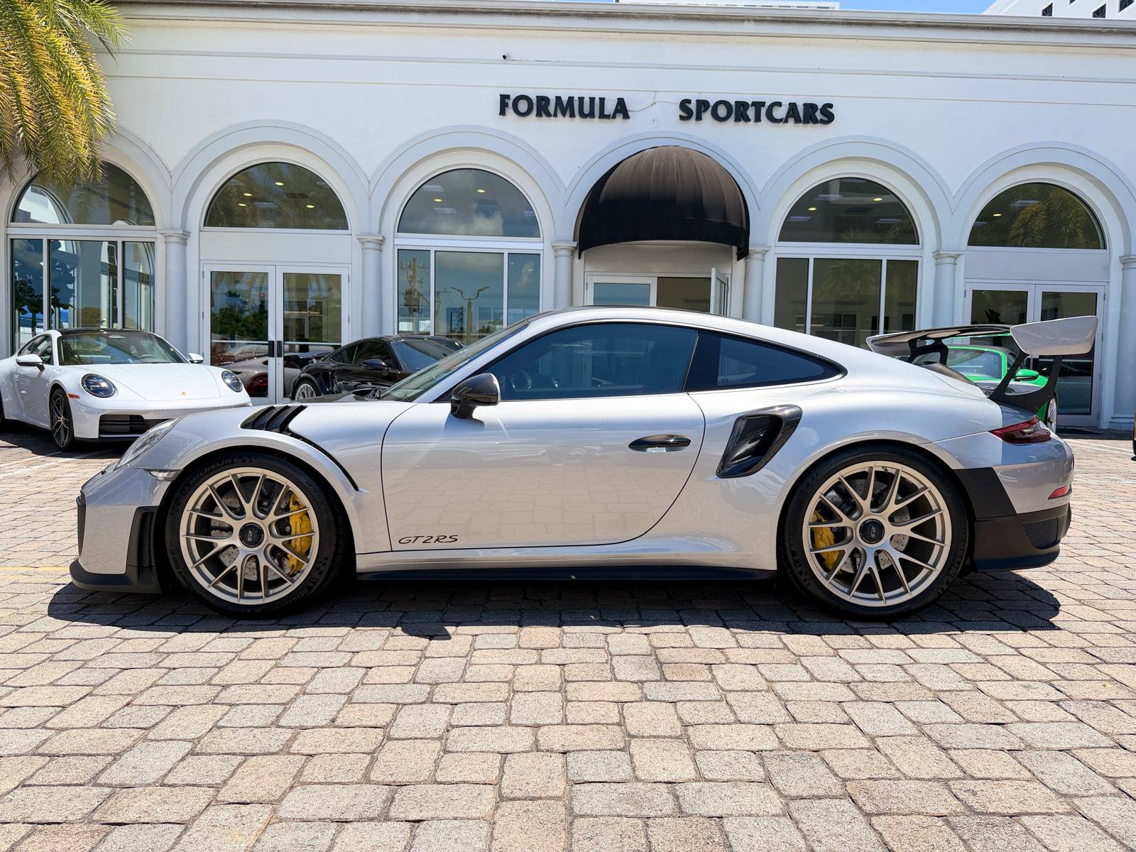 Used 2018 Porsche 911 GT2 RS RWD image 26