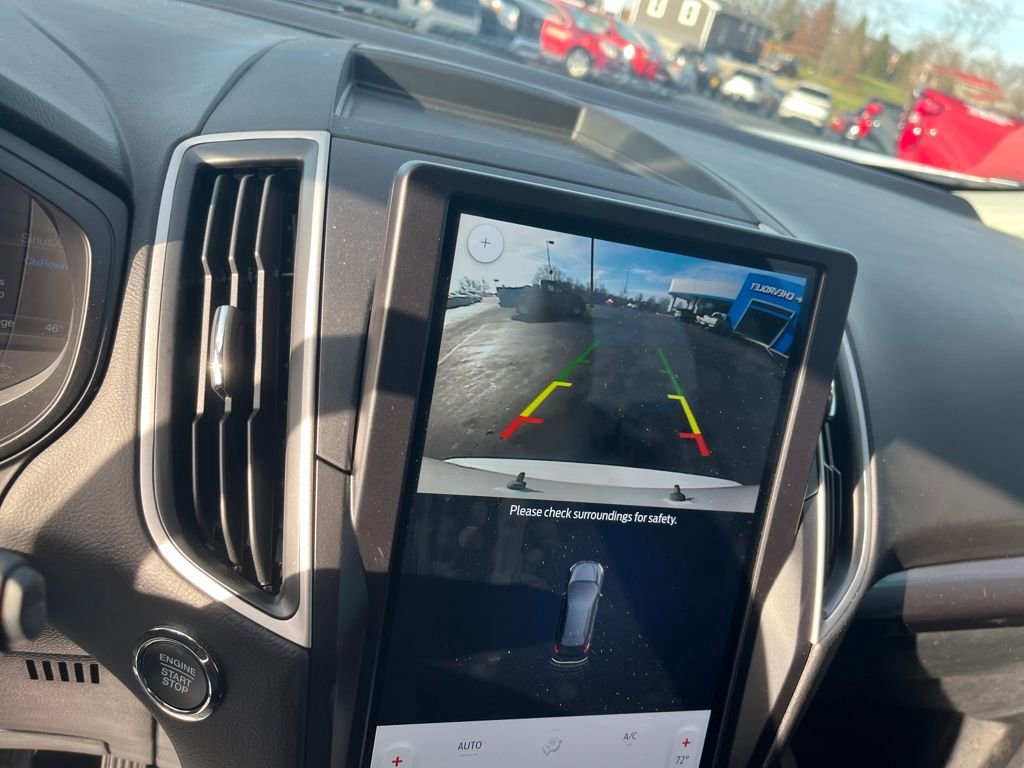 Used 2024 Ford Edge SE w/ Black Appearance Package image 14