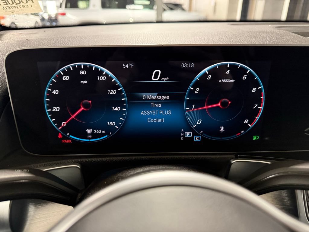 Used 2021 Mercedes-Benz GLB 250 4MATIC image 10