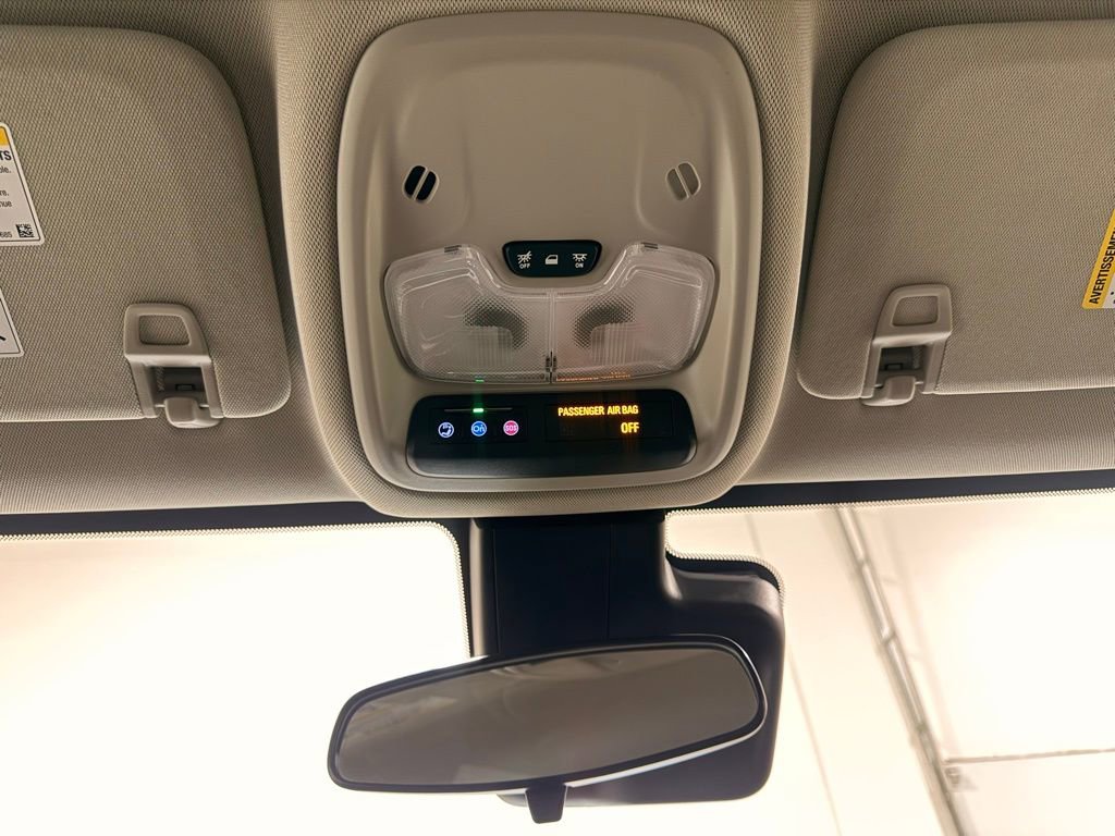 Used 2024 Buick Encore GX Sport Touring image 18