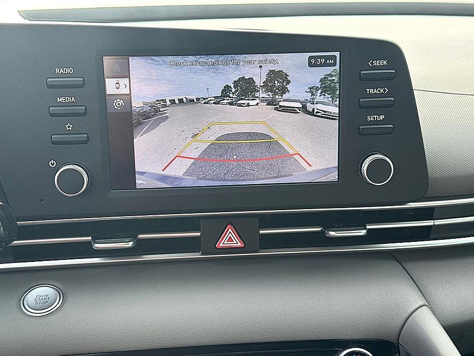 New 2026 Hyundai Elantra Sport FWD image 11