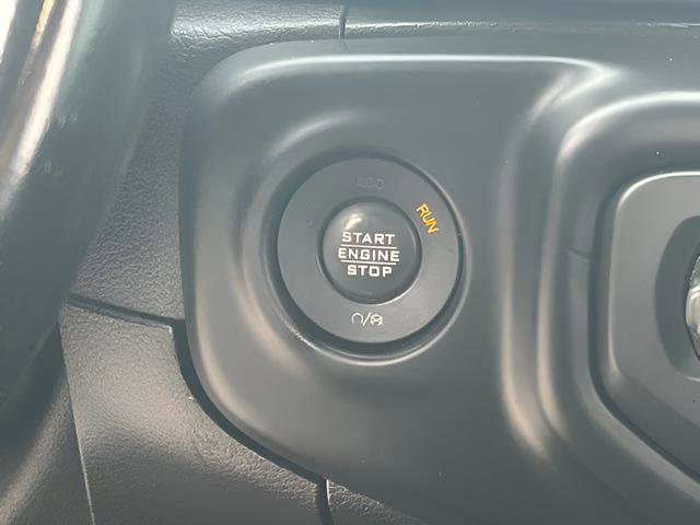 Used 2020 Jeep Gladiator Sport w/ Quick Order Package 24S image 21