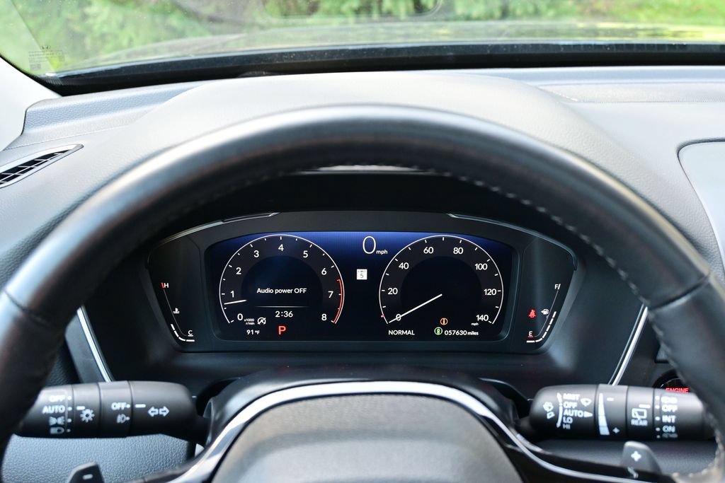 Used 2025 Honda Pilot Elite image 37