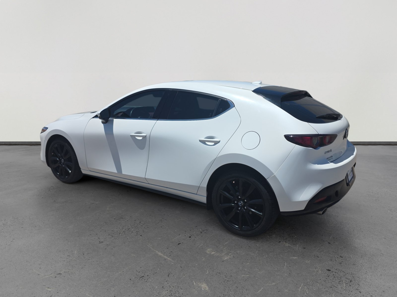 Used 2021 MAZDA MAZDA3 s FWD image 3