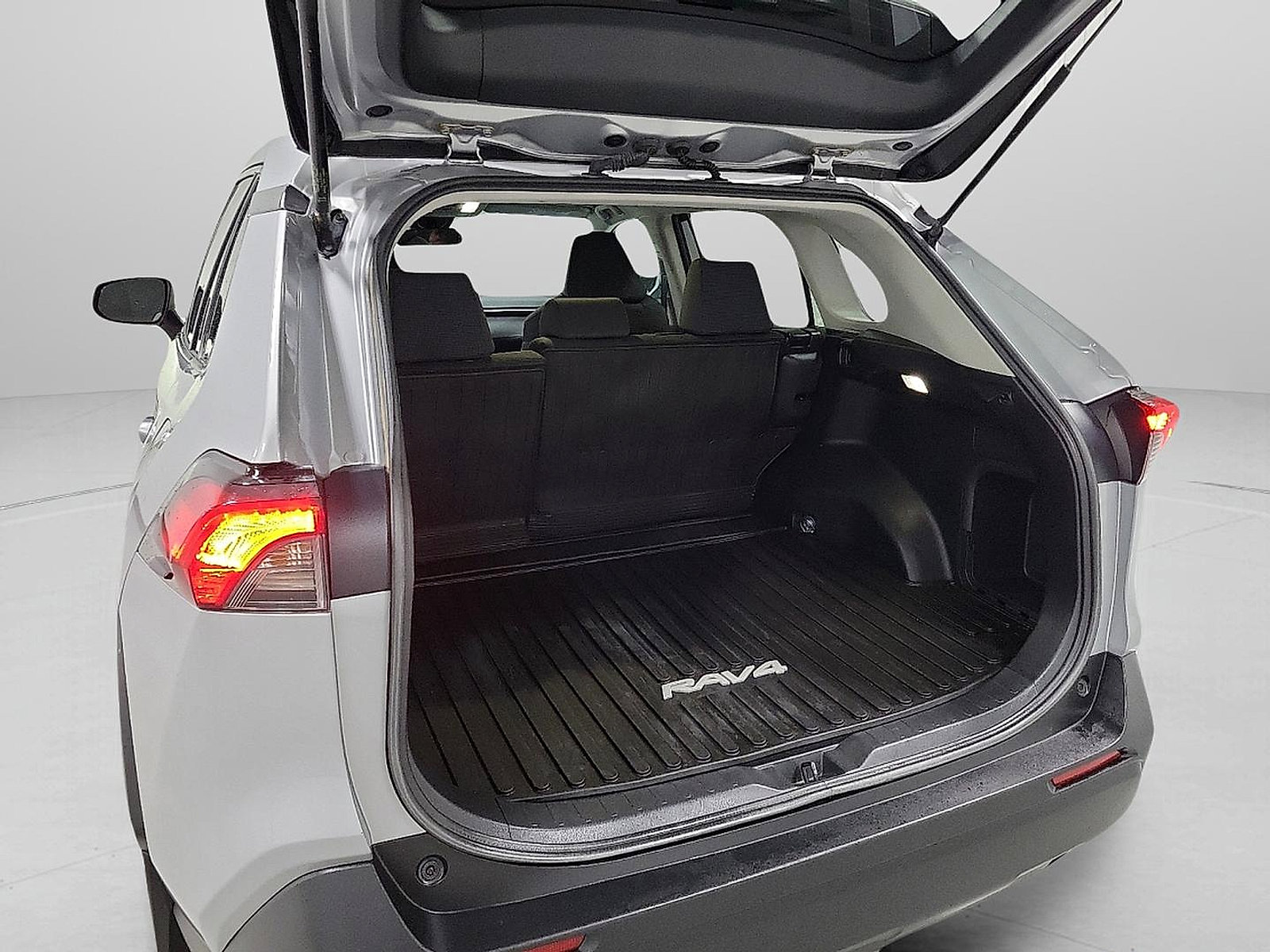 Certified 2024 Toyota RAV4 LE image 7