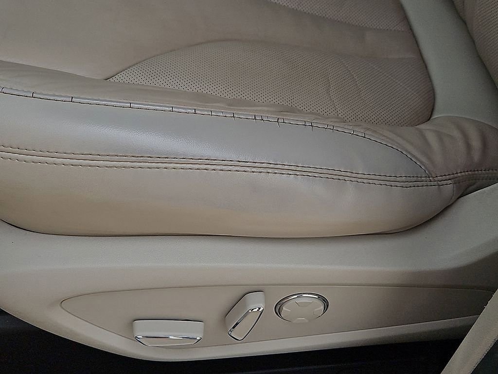 Used 2018 Lincoln MKC Select w/ Select Plus Package image 24