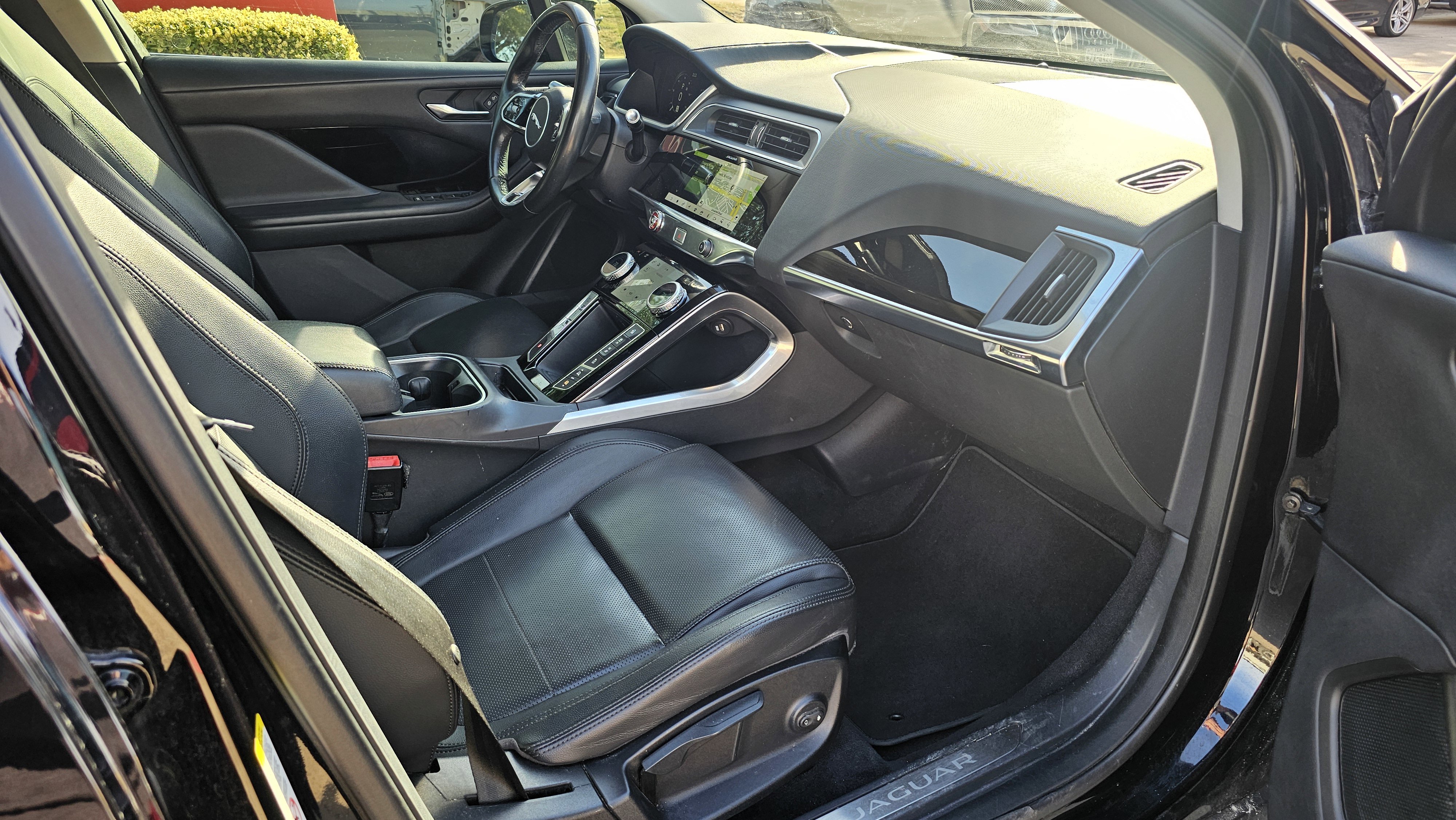 Used 2020 Jaguar I-PACE S image 30