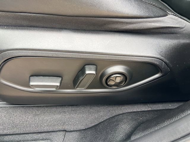 Used 2022 Jeep Grand Cherokee L Limited image 13