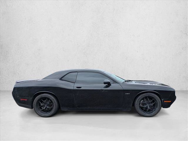 Used 2019 Dodge Challenger R/T RWD image 4