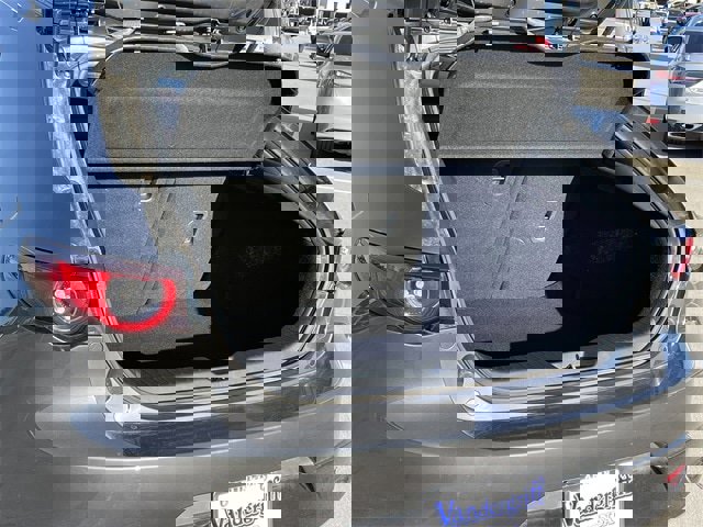 Used 2019 MAZDA MAZDA3 Hatchback w/ Premium Package image 29