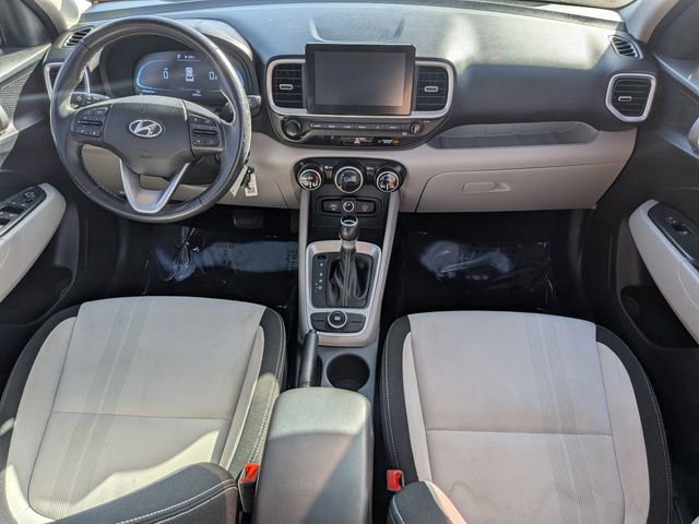 Used 2023 Hyundai Venue SEL image 14