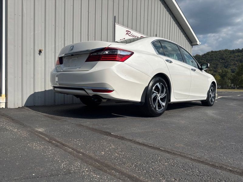 Used 2016 Honda Accord LX image 8
