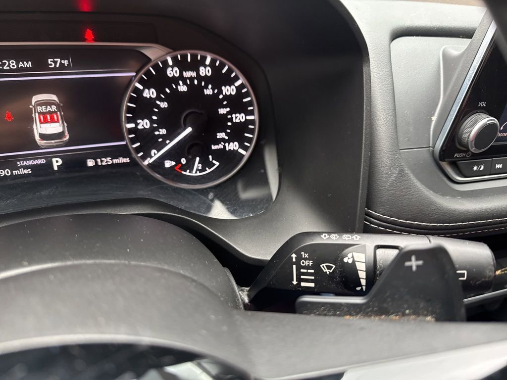 Used 2023 Nissan Rogue SV w/ SV Premium B Package image 33