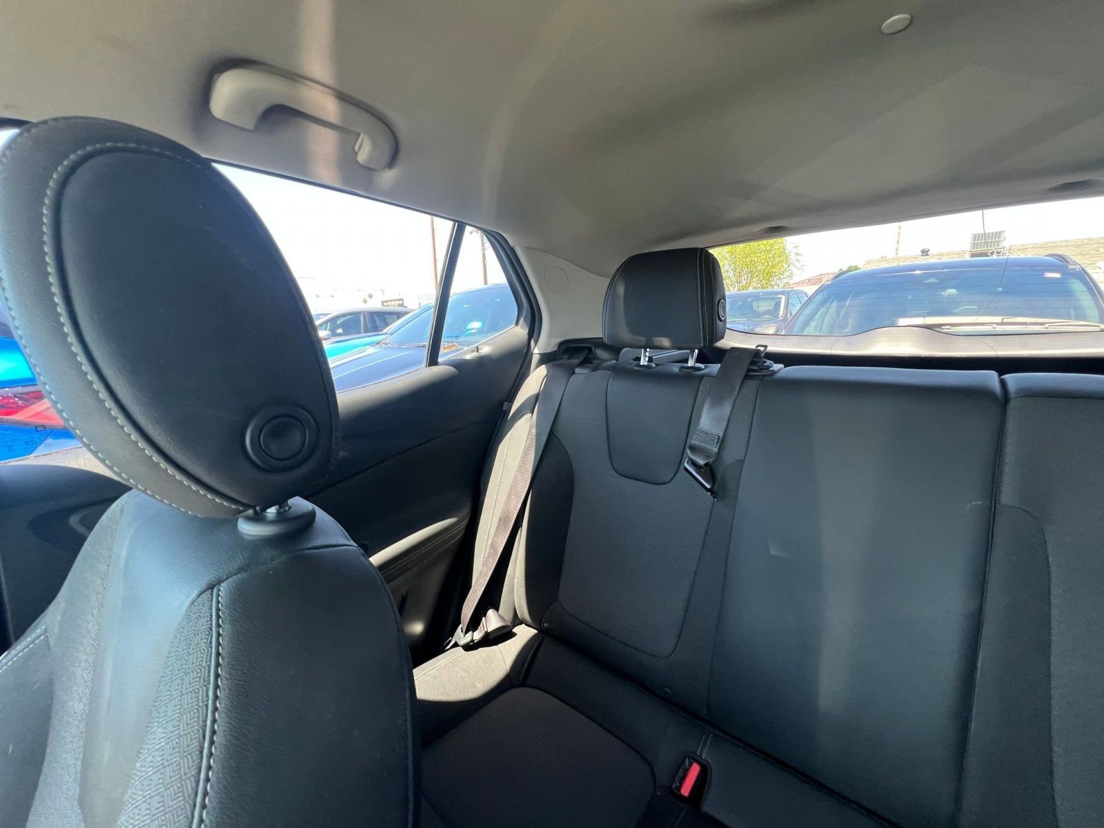 Used 2025 Buick Encore GX Preferred FWD image 39