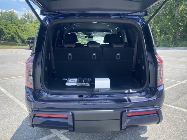 New 2025 Nissan Armada SL image 7