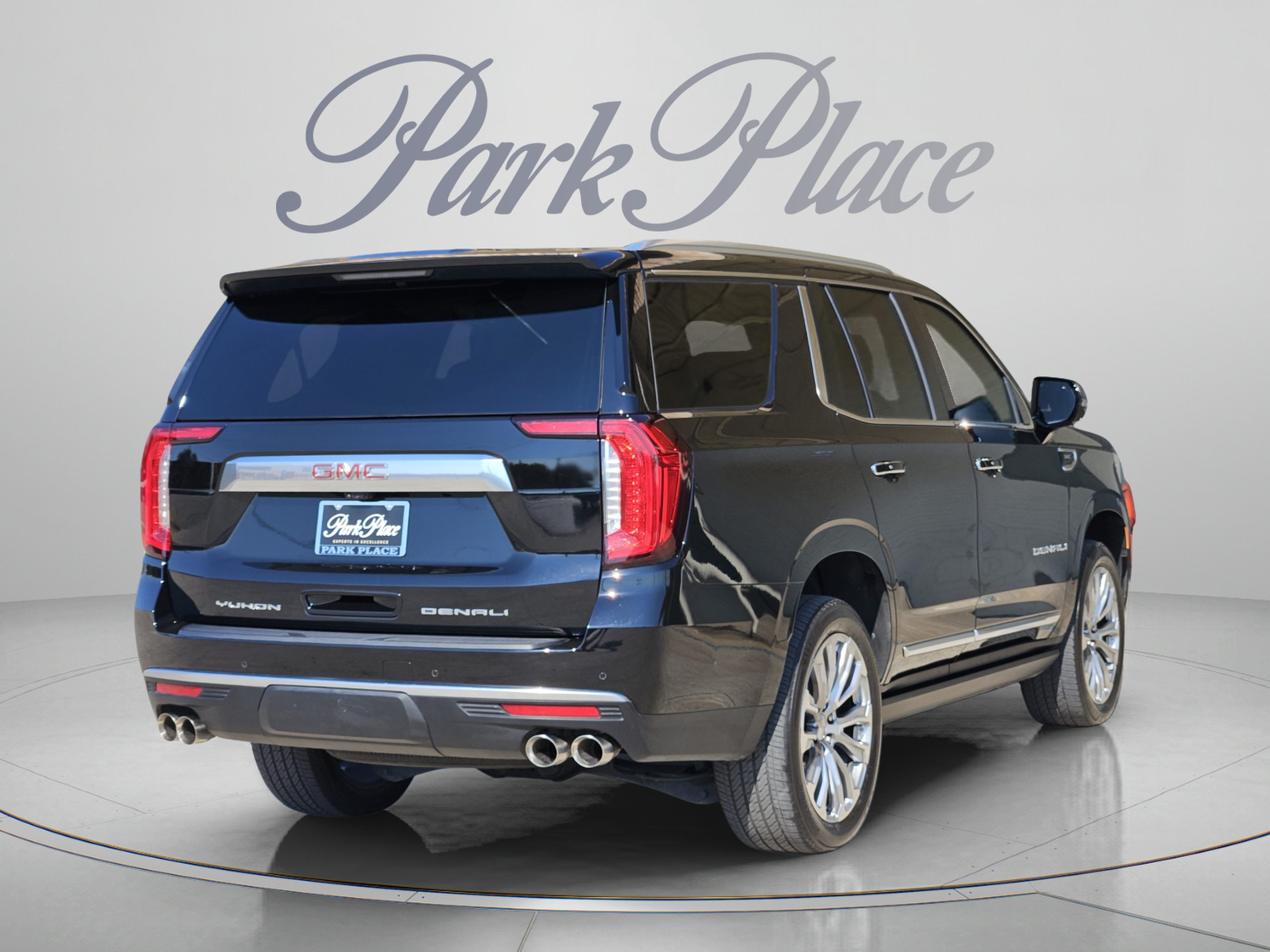 Used 2024 GMC Yukon Denali w/ Denali Reserve Package AWD/4WD image 6