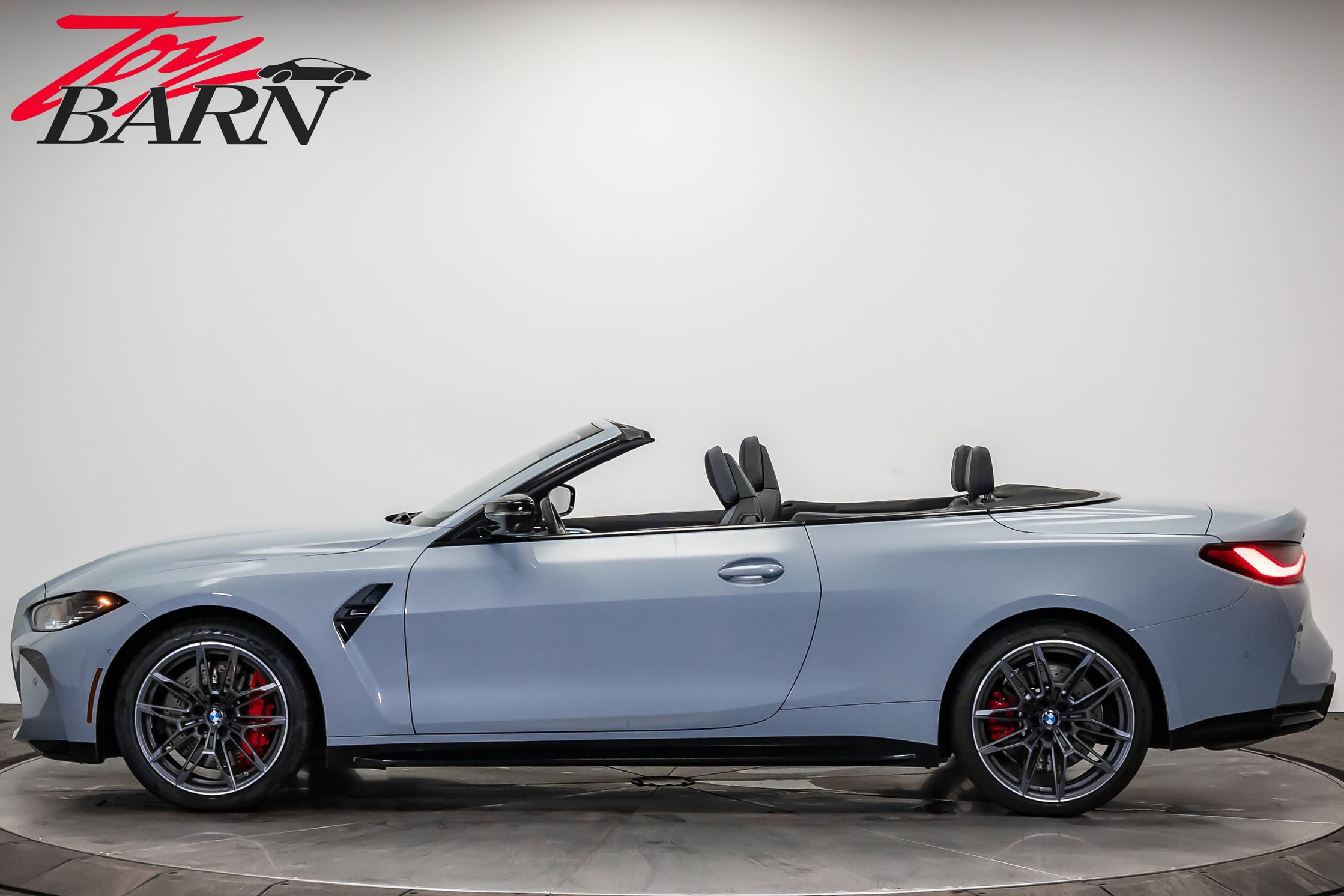 Used 2024 BMW M4 xDrive Competition w/ Executive Package image 2