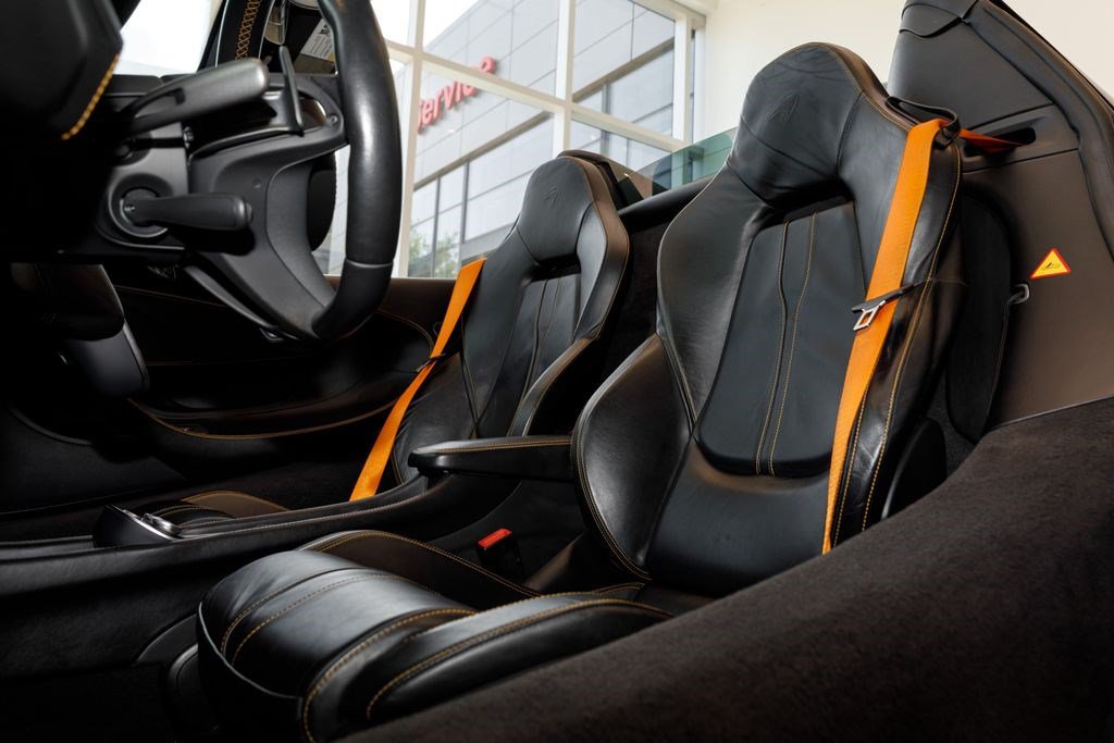 Used 2019 McLaren 570S Spider RWD image 20