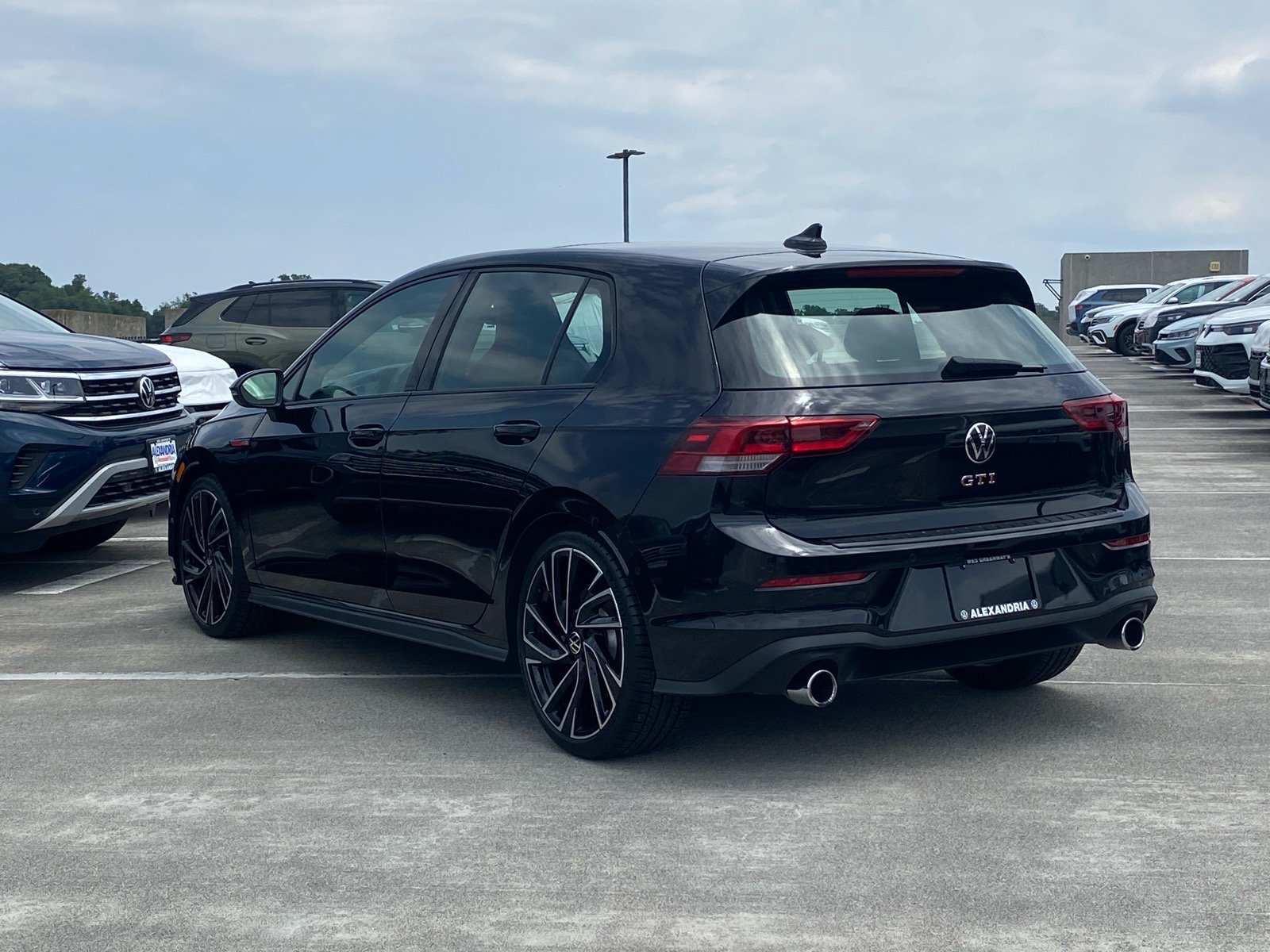 Certified 2024 Volkswagen GTI Autobahn FWD image 4