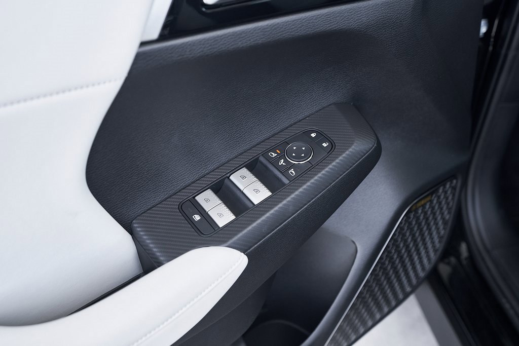 New 2025 Mitsubishi Outlander SE image 20