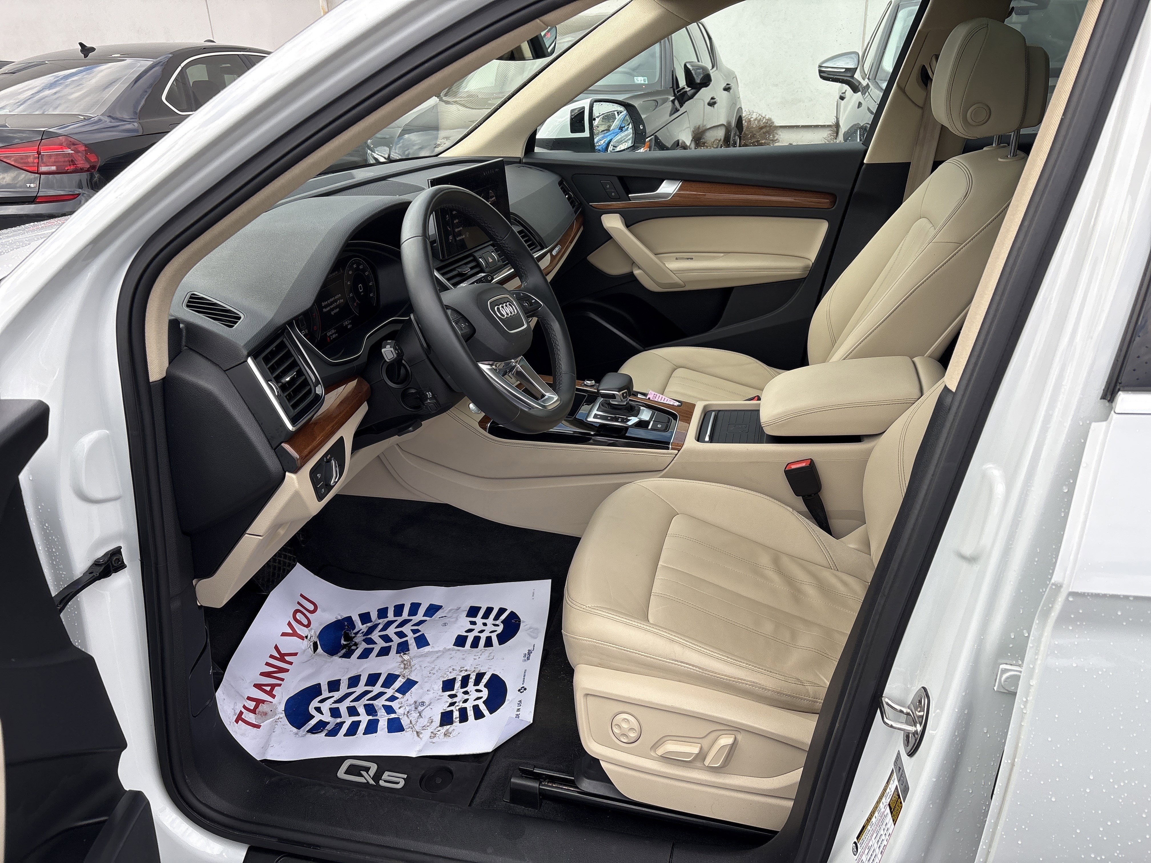 Used 2021 Audi Q5 Premium Plus w/ Premium Plus Package image 19