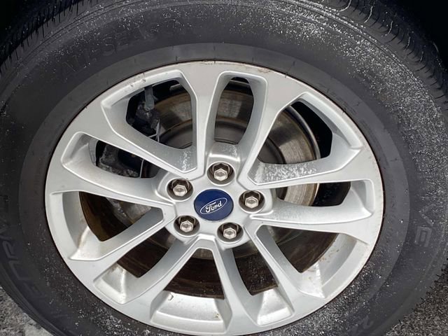 Used 2022 Ford Escape SE image 25