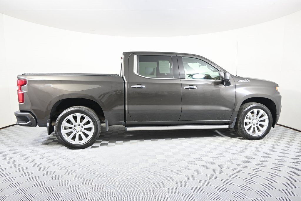 Used 2021 Chevrolet Silverado 1500 High Country w/ Technology Package image 9