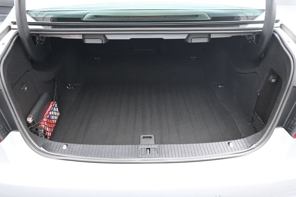 Used 2014 Mercedes-Benz E 250 BlueTEC Sedan image 18