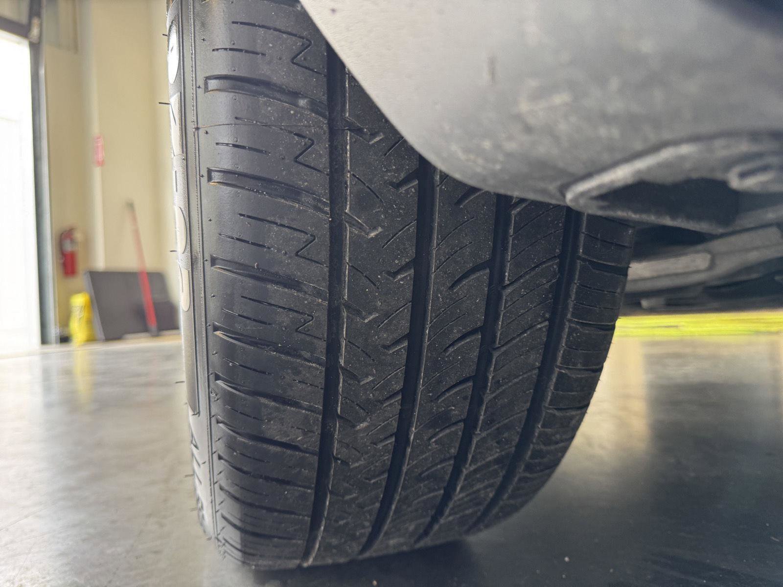 Used 2020 Lincoln Nautilus Reserve w/ Monochromatic Package image 11