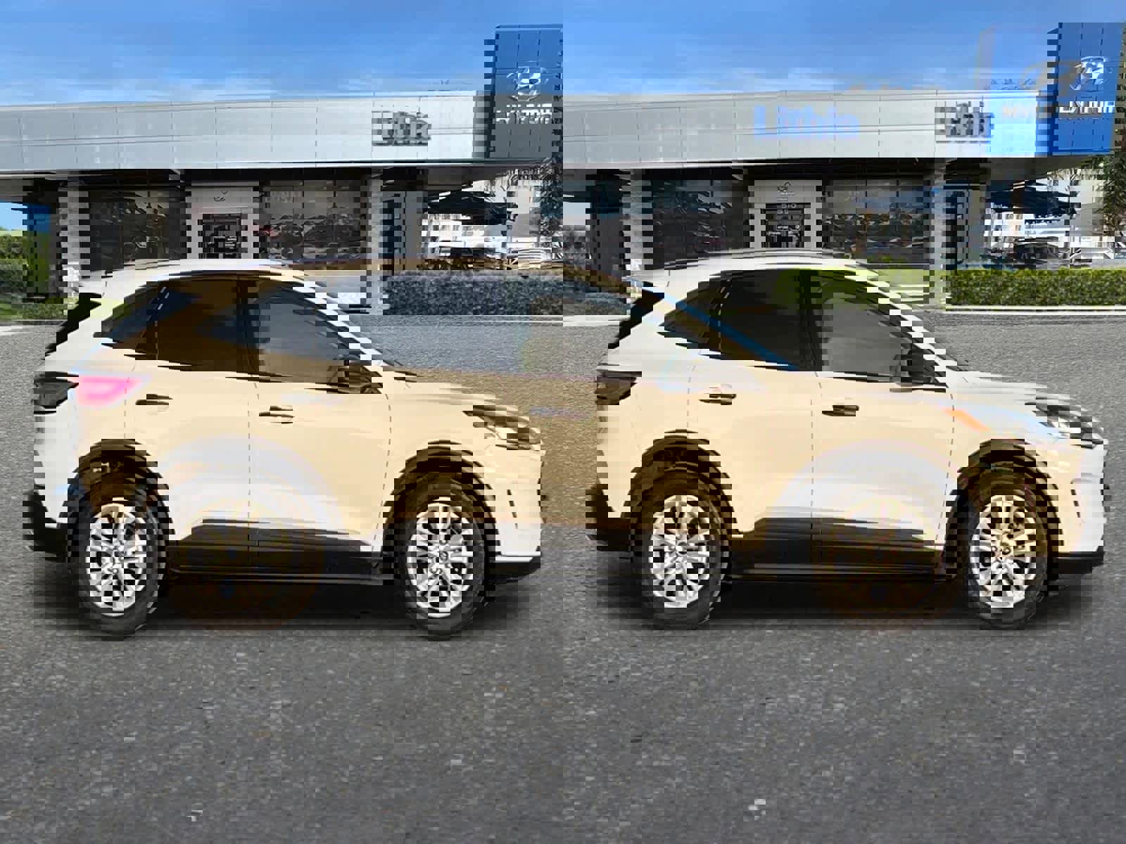 Used 2020 Ford Escape S image 9