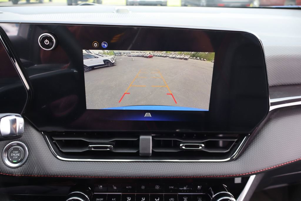 New 2026 Chevrolet Equinox RS w/ Convenience Package III FWD image 13