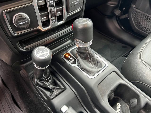 Used 2022 Jeep Wrangler Unlimited Sahara image 18