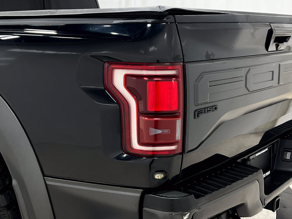 Used 2018 Ford F150 Raptor w/ Equipment Group 802A Luxury AWD/4WD image 39