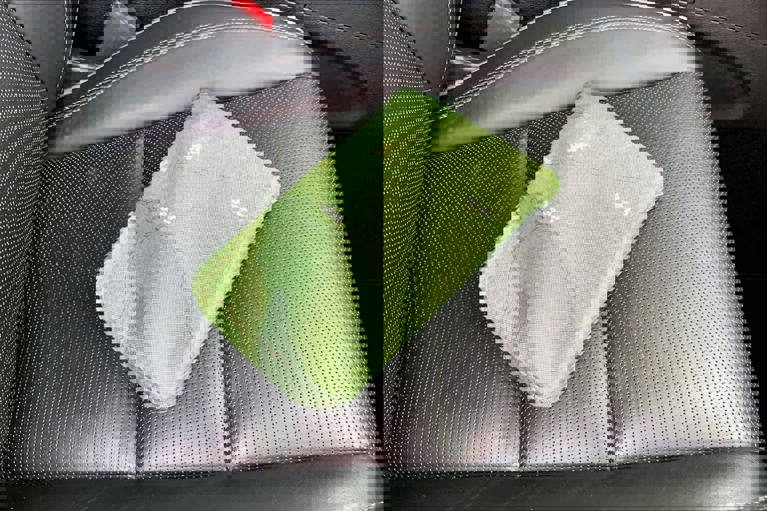 Used 2020 Jeep Grand Cherokee Overland image 14