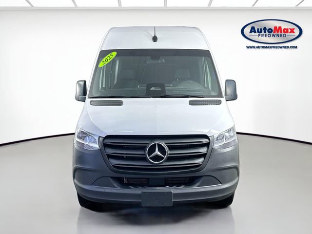 Used 2025 Mercedes-Benz Sprinter 2500 image 7