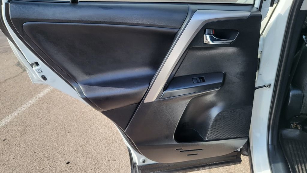 Used 2017 Toyota RAV4 XLE image 22