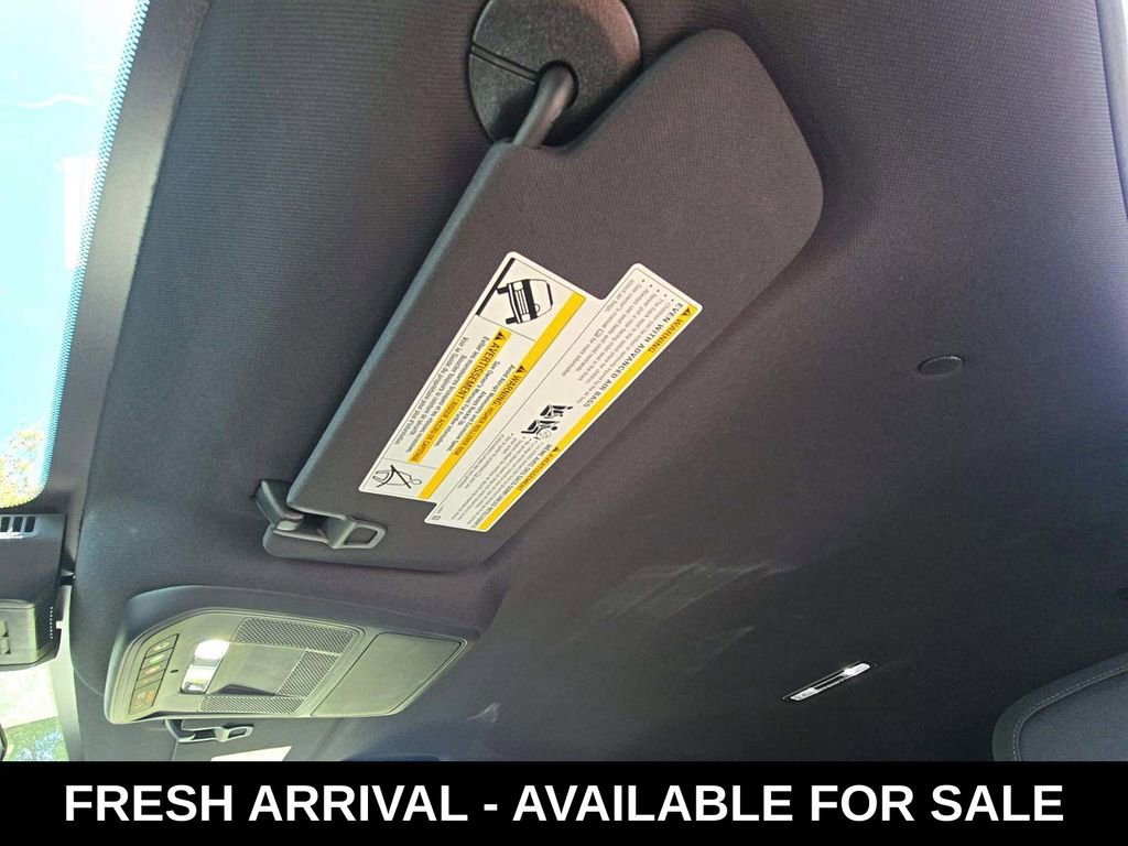 Used 2026 Chevrolet Equinox LT image 11