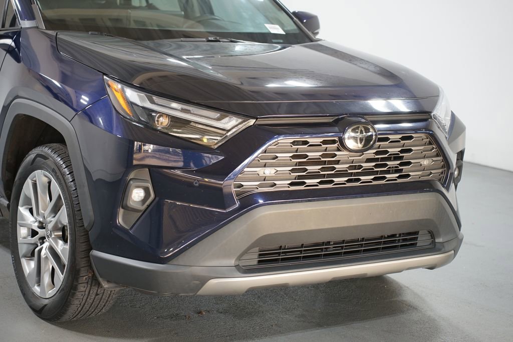 Used 2023 Toyota RAV4 Limited image 4