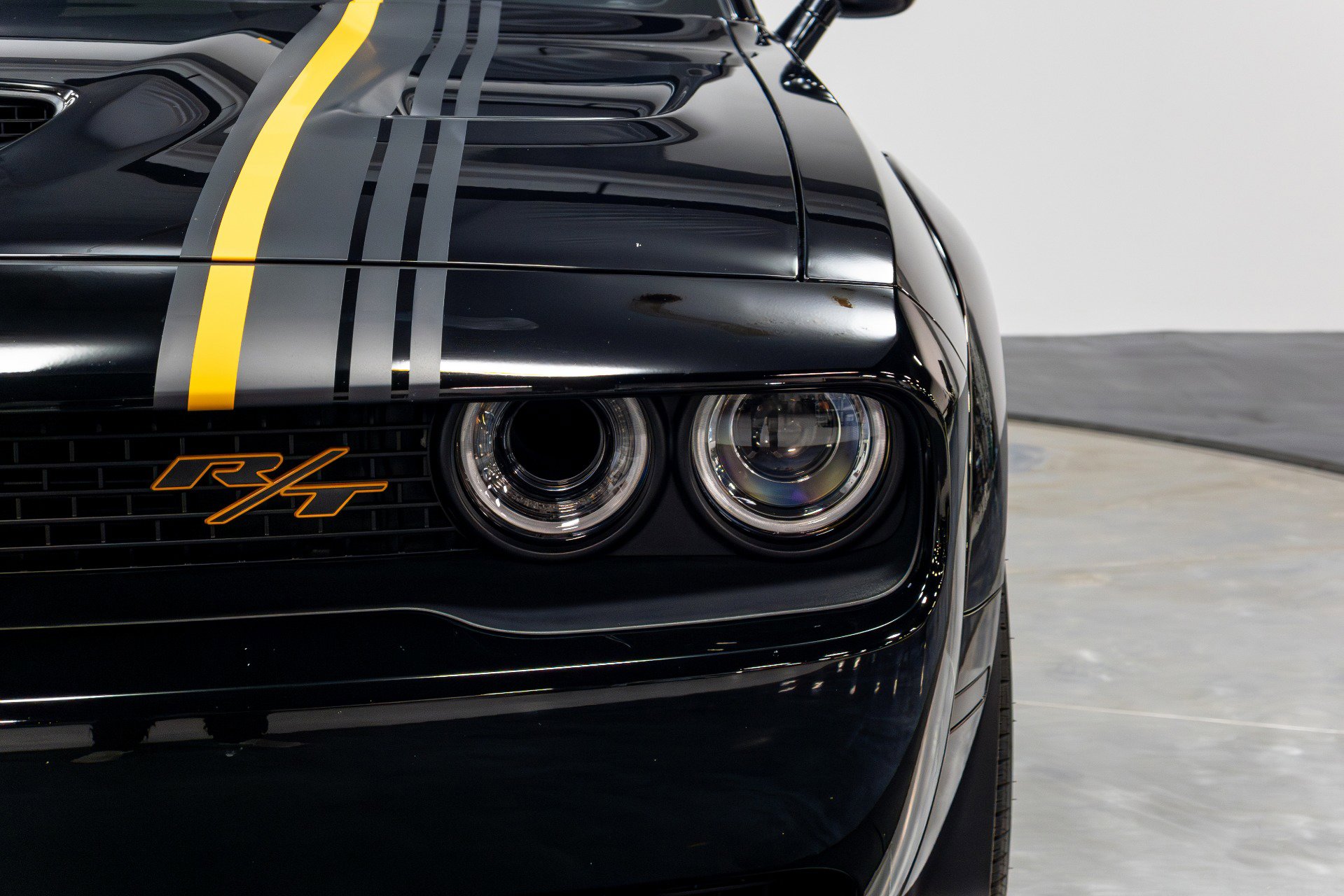 Used 2022 Dodge Challenger R/T Scat Pack RWD image 48