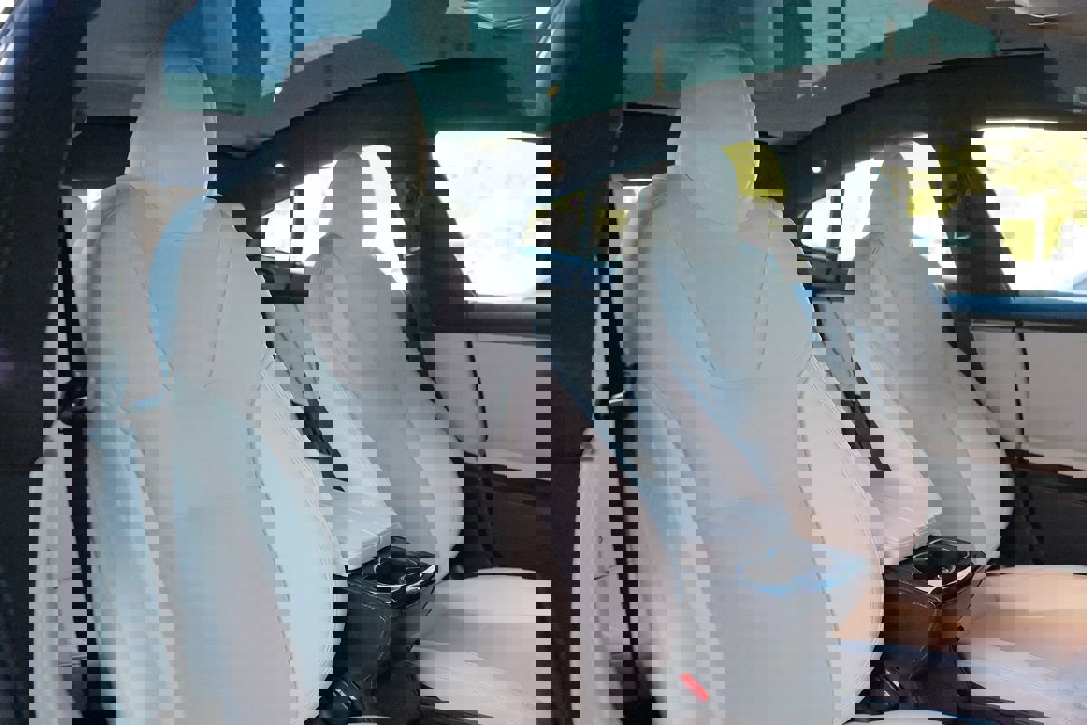 Used 2020 Tesla Model S Long Range Plus image 28