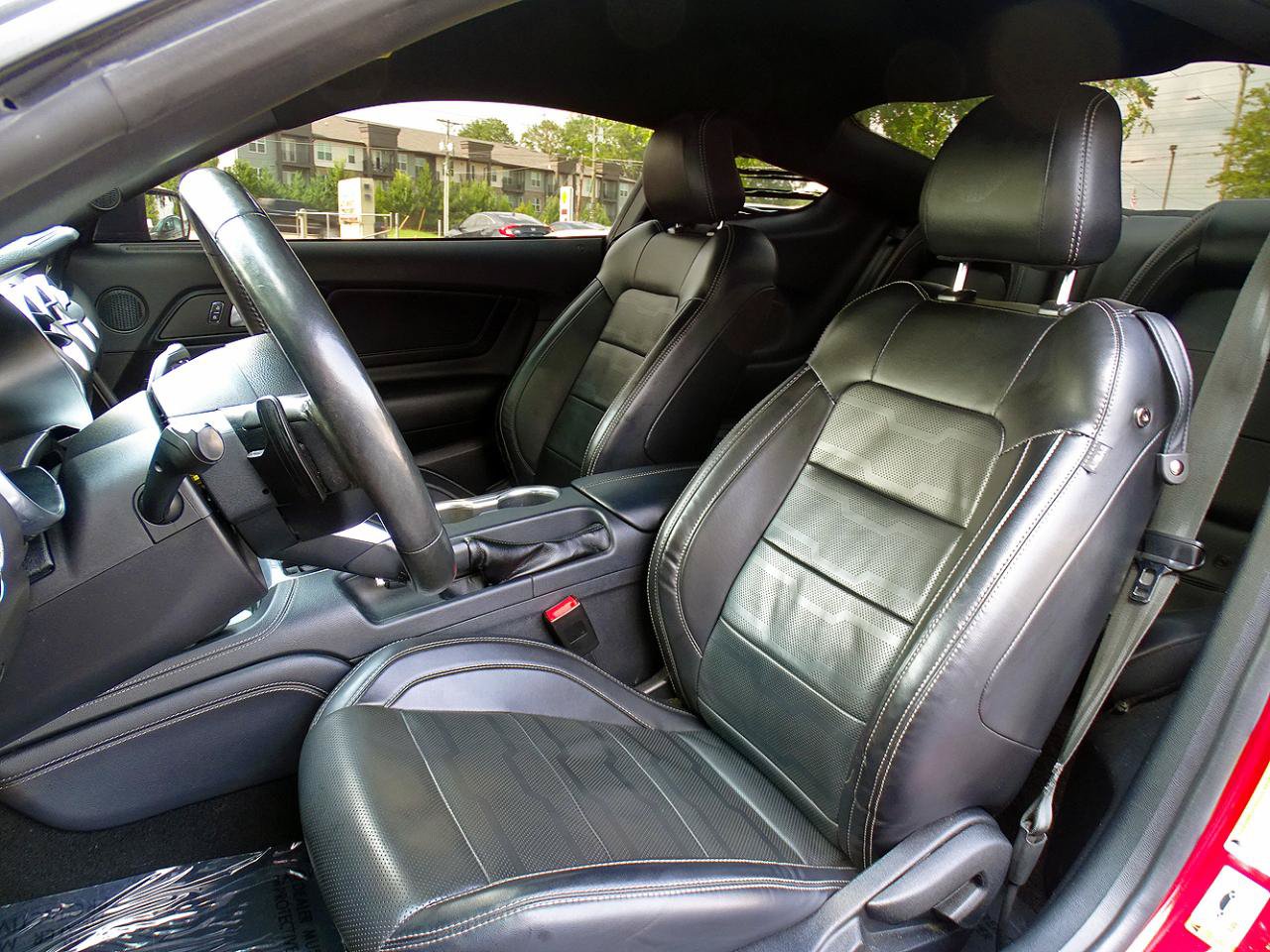 Used 2019 Ford Mustang GT Premium w/ Equipment Group 401A RWD image 24