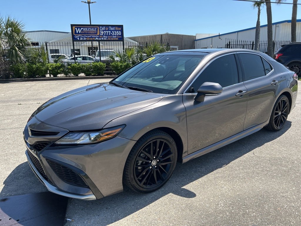 Used 2023 Toyota Camry XSE image 2