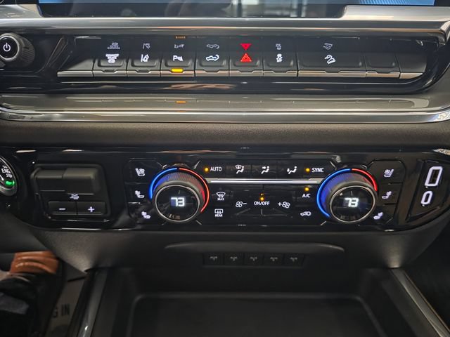 Used 2025 Chevrolet Silverado 2500 High Country w/ High Country Premium Package AWD/4WD image 19