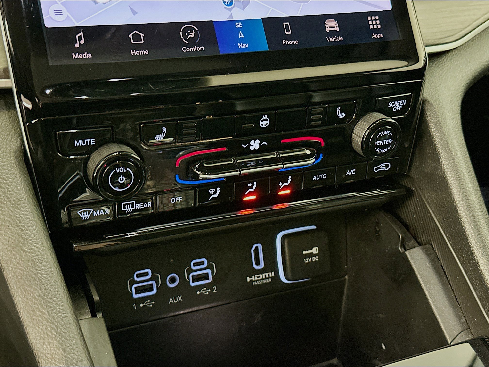 Used 2023 Jeep Grand Cherokee 4WD 4xe image 24